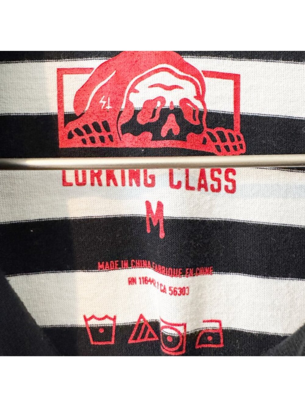 Lurking Class Peeking Striped Long Sleeve Graphic Shirt Grunge Punk Mens‎ Medium - Picture 6 of 8
